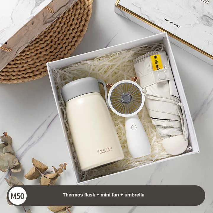 هدايا عيد الحب وعيد الأم والمعلمين ,Valentine's Day, Mother's Day and Teachers' Day Gifts