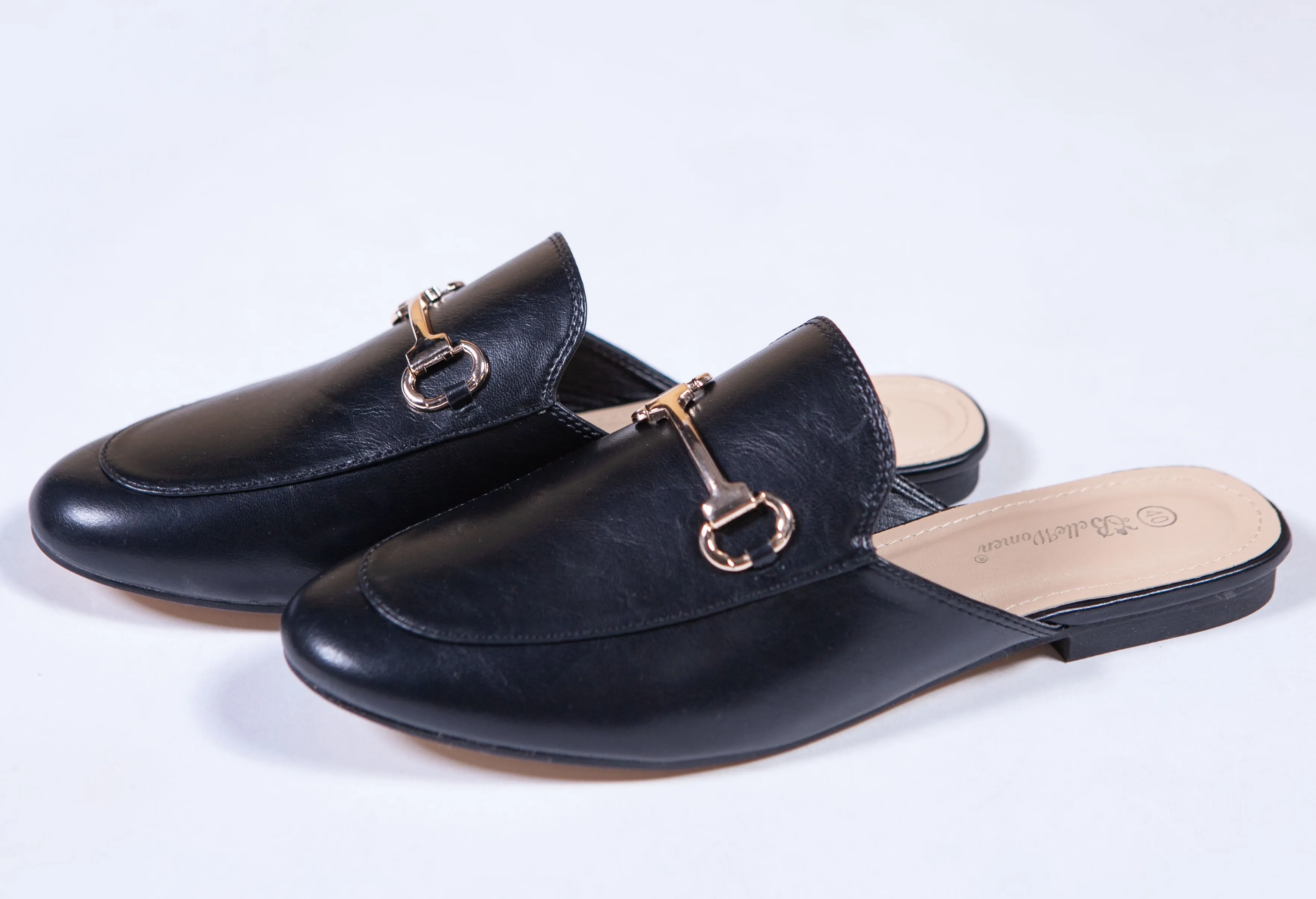 BLACK APRON FRONT SLIDE