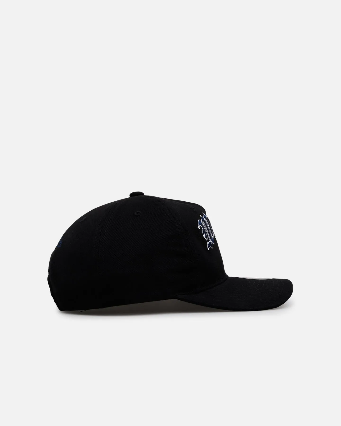 Mitchell & Ness Minnesota Timberwolves 'Old English' Caddy Fit Snapback Black