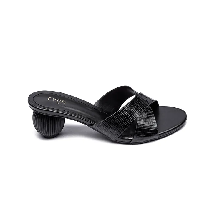 Wide Fit Round Heel Sandal HL 90