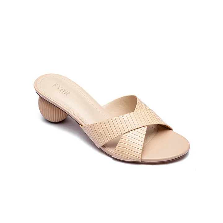 Wide Fit Round Heel Sandal HL 90