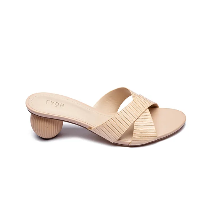Wide Fit Round Heel Sandal HL 90