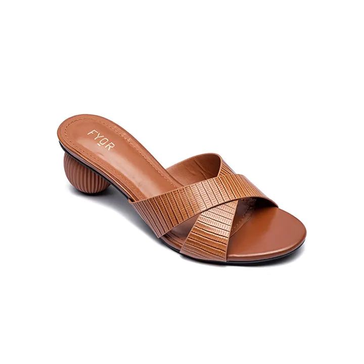 Wide Fit Round Heel Sandal HL 90